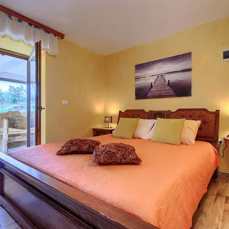 Pinezici-1 By Interhome Σπίτι διακοπών Marčana