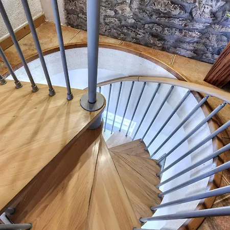 Pinezici-1 By Interhome * Marčana