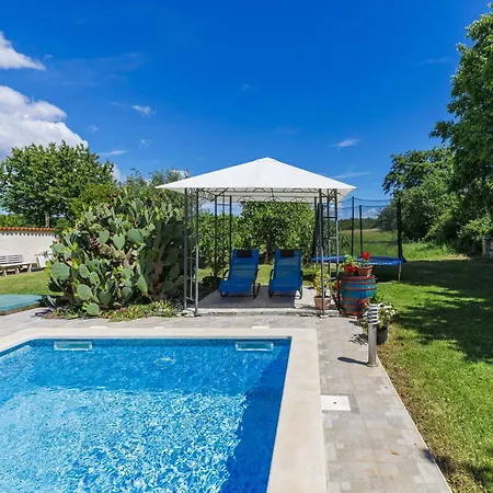 Сasa de vacaciones Pinezici - Rca150 By Interhome *
