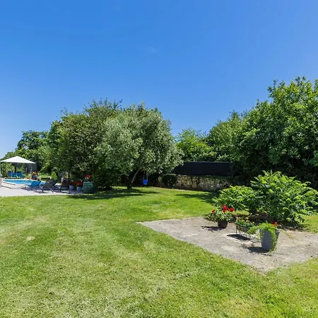 Pinezici-1 By Interhome *